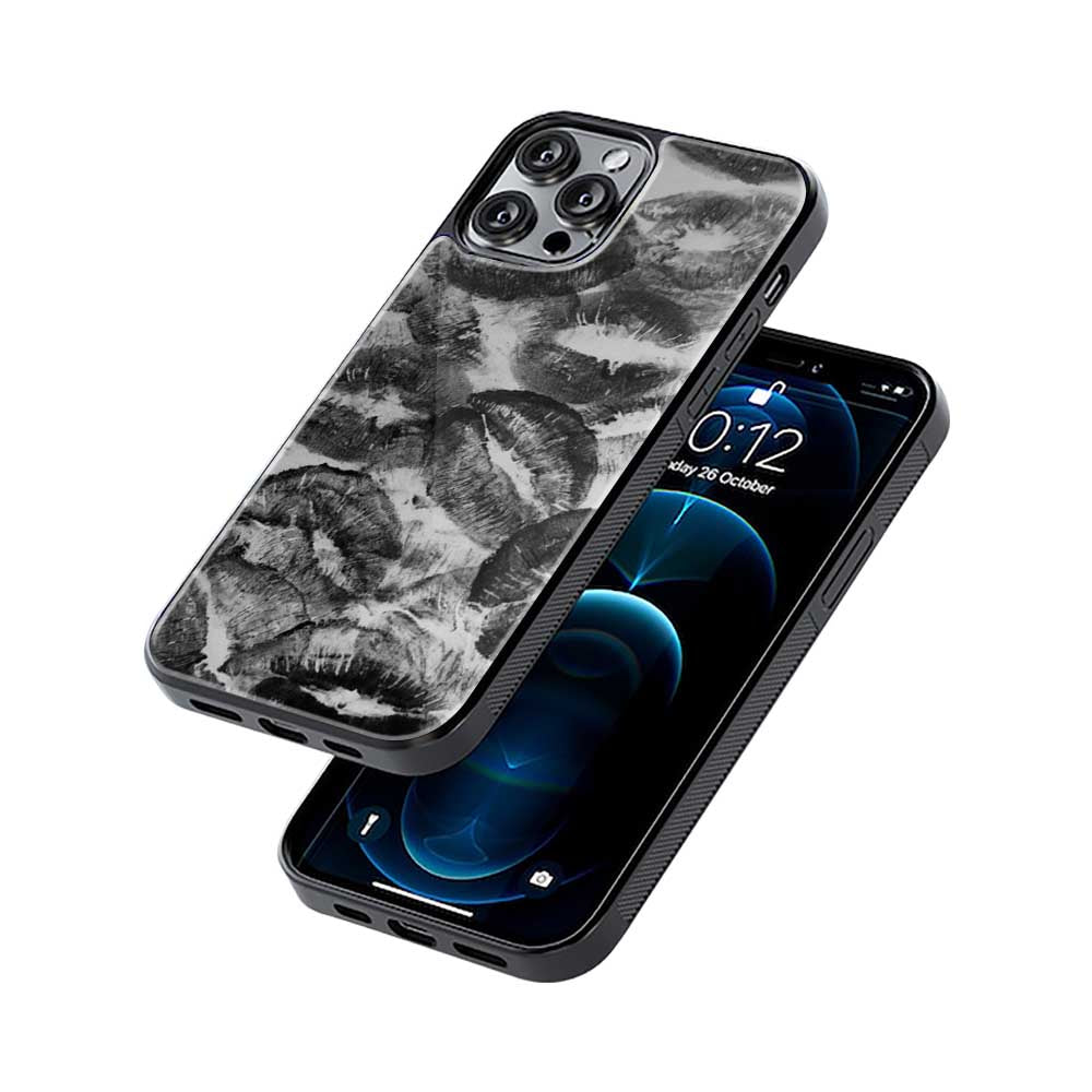 Black Kisses | Glass Case